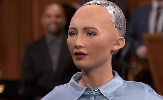 Хуманоидният робот София ще говори у нас за изкуствения интелект