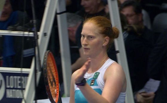 23 годишната белгийска тенисистка Алисън ван Ейтванк призна че от две