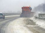 Спират камионите по Хемус и Тракия заради снега
