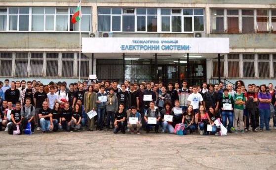 Училището което подготвя едни от най добрите ИТ специалисти в България