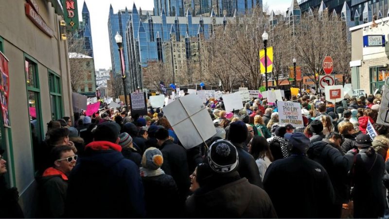 Масови протести в САЩ заляха улиците с искане да бъде