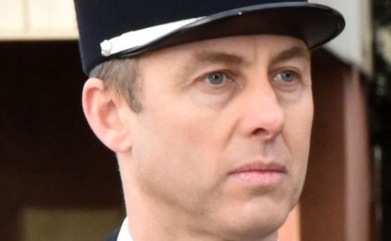 Франция ще отдаде национална почит на жандармериста който се размени