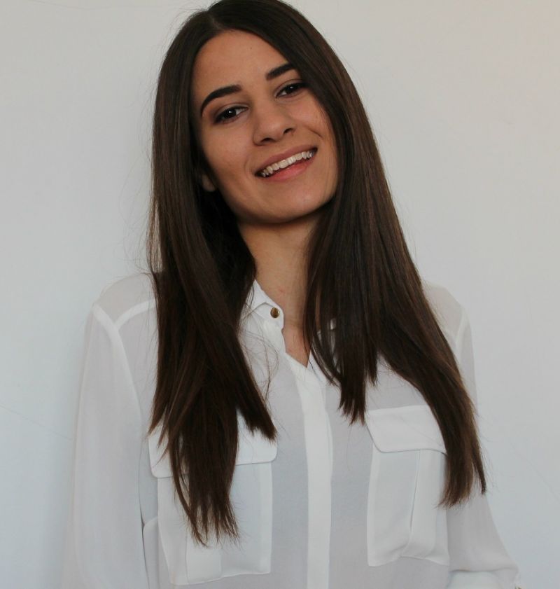18-годишната Мартина Гарабедян от Английската гимназия в Пловдив спечели стипендията