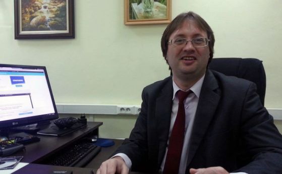 Доц Златогор Минчев е директор на Съвместния център по обучение