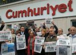 Турция осъди на 2,5 до 8 г. затвор журналисти от опозиционен вестник