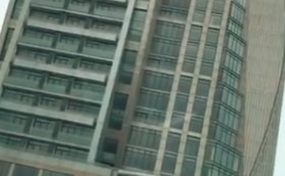 Пожар избухна в небостъргача определен да стане Международен хотел Тръмп