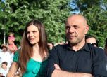 Съпругата на вицепремиера Томислав Дончев скандализира с расистки коментар