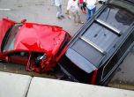 9 коли във верижна катастрофа на булевард Гешов в София (снимки)