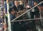 Марадона: Не знаех, че пушенето е забранено на стадионите (видео)