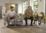 Рязане на дивани вдъхновява хората да преосмислят гледната си точка (видео)