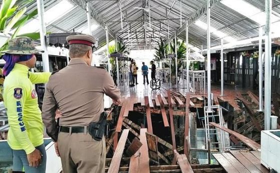 70 души пропаднаха през пода на ресторант в Тайланд съобщи Банкок