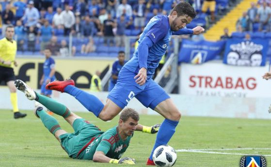 Футболистите на Левски са взели забавените си заплати малко преди