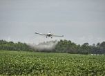 Селскостопански самолет скъса жици и кацна аварийно в Монтанско