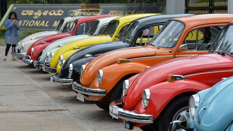 Легендарният Бръмбар (Beetle) на Volkswagen отива в историята. Моделът ще