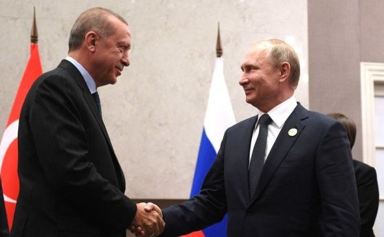 Руският президент Владимир Путин и турският лидер Реджеп Тайип Ердоган ще