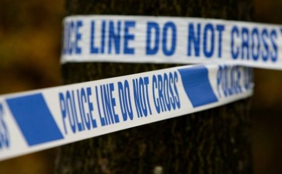 Полицията в Югоизточна Англия арестува две 15 годишни момчета по подозрение