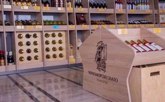Агенция Митници  влезе в шест предприятия за производство на алкохол Според