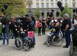 Майките на деца с увреждания напуснаха ядосани срещата с министри и депутати