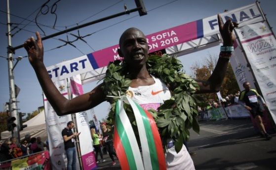 Стивън Киплагат от Кения спечели надбягването на маратона на София