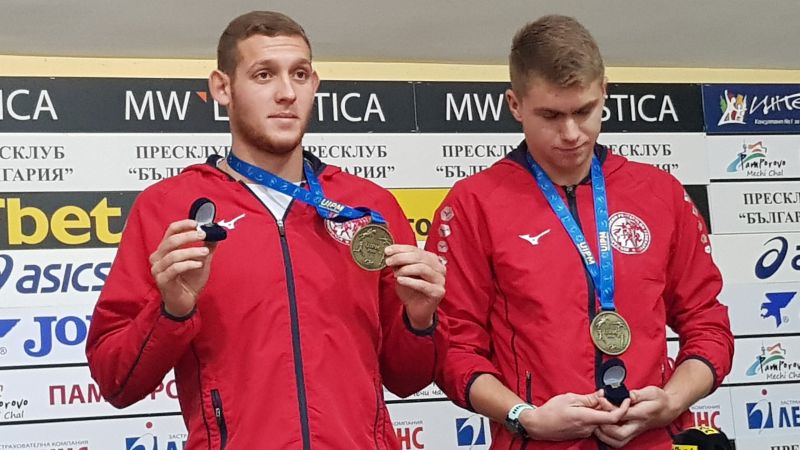 Спечелилите бронзови медали на Световното първенство за мъже петобойци Явор