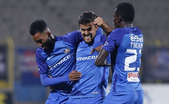 Футболистите на Левски ще получат допълнителни бонуси ако успеят да