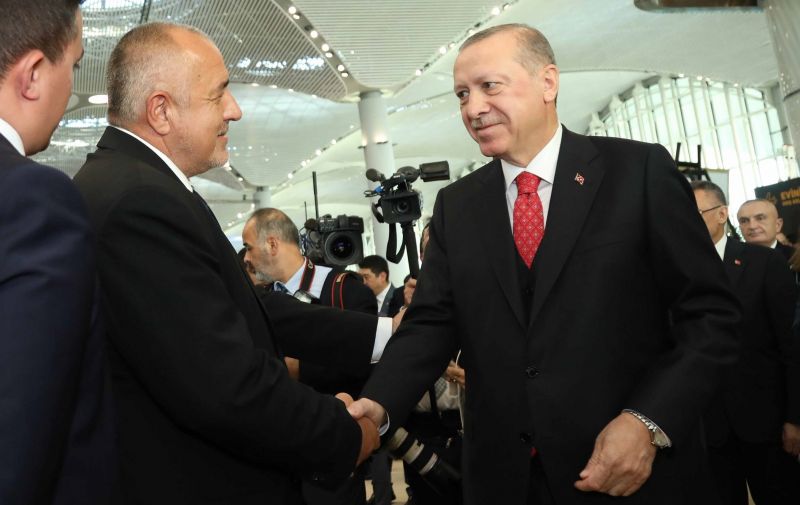 Премиерът Бойко Борисов пристигна в Турция за откриването на новото летище