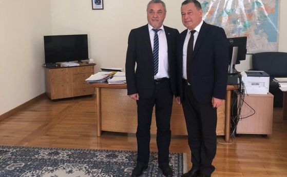 Вицепремиерът Валери Симеонов се е срещнал днес в Министерския съвет с