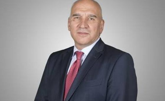  Левон Хампарцумян напуща директорския пост в УниКредит Булбанк 