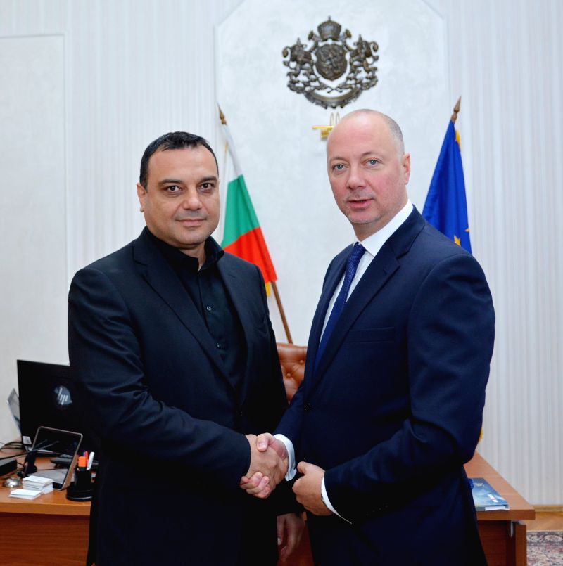 Министърът на транспорта, информационните технологии и съобщенията Росен Желязков е