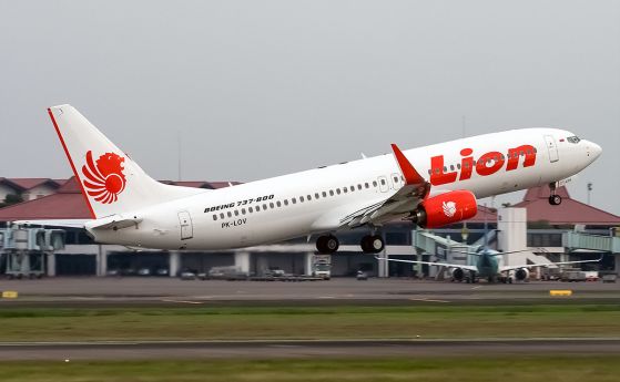 Индонезийски изследователи казаха че разбилият се самолет на 29 октомври
