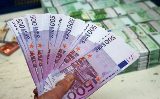 155 000 недекларирани евро с левова равностойност над 300 000