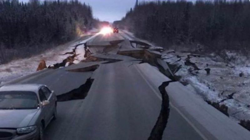Силният трус с магнитуд 7,0, който разтърси Аляска, е нанесъл