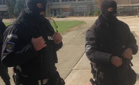 Жандармерия е влязла в ромската махала на Кюстендил   Полицейското присъствие