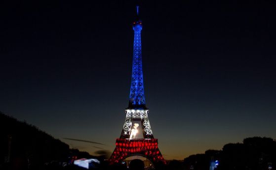 Музеи исторически обекти и дори Айфеловата кула в Париж няма