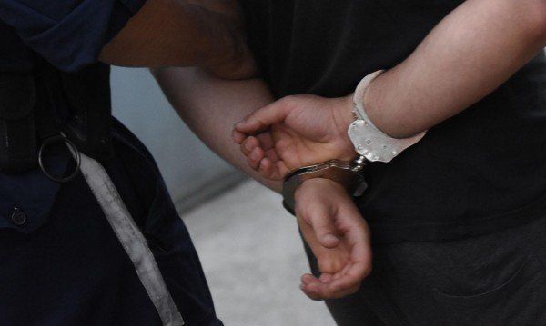 31-годишен мъж е в ареста, след като е бил задържан