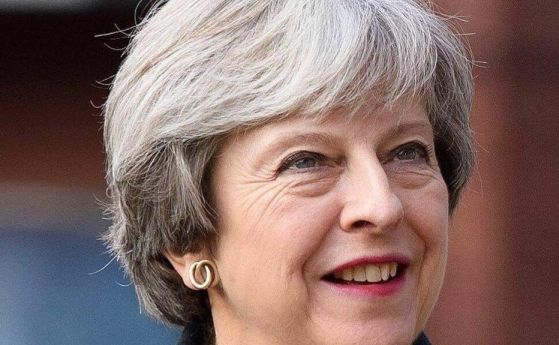 Британският министър председател Тереза Мей каза пред парламента че правителството засилва