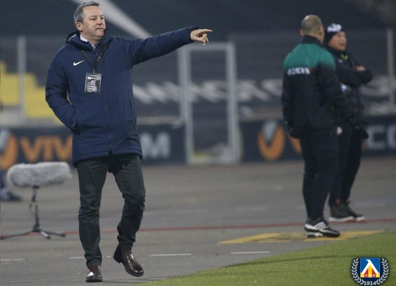 Треньорът на Левски Славиша Стоянович желае от ръководството на сините
