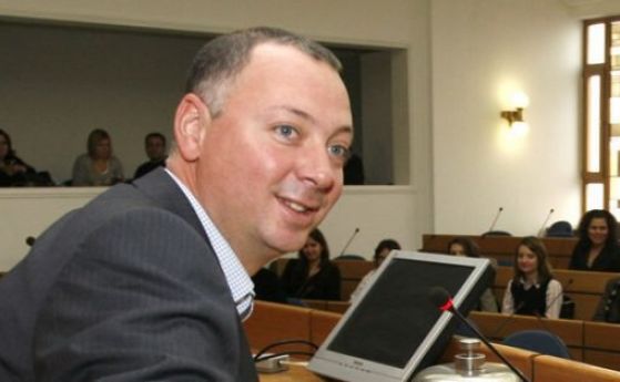 Министърът на транспорта информационните технологии и съобщенията Росен Желязков разпореди