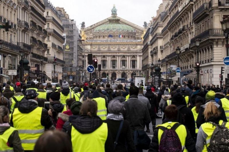 Активисти на протестното движение на жълтите жилетки във Франция призоваха