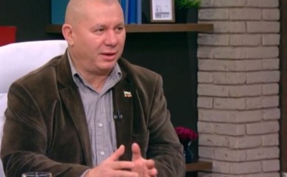  Ген. Шивиков: Нападението във Войводиново е засегнатост към всички военни, за ромския проблем са отговорни всички политици 