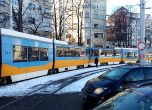 Трамвай аварира до Руски паметник, друга мотриса го избута (видео)