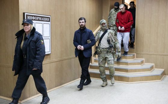Московски съд удължи до 24 април ареста на осем от