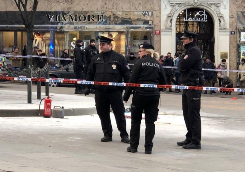 54-годишен мъж, гражданин на Чешката република, се самозапали днес на