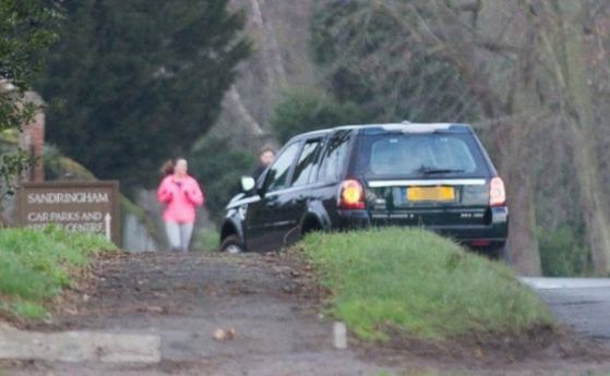 Съпругът на британската кралица принц Филип е шофирал два дни