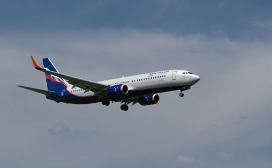 Пътник опита да отвлече самолет летящ от Сургут за Москва