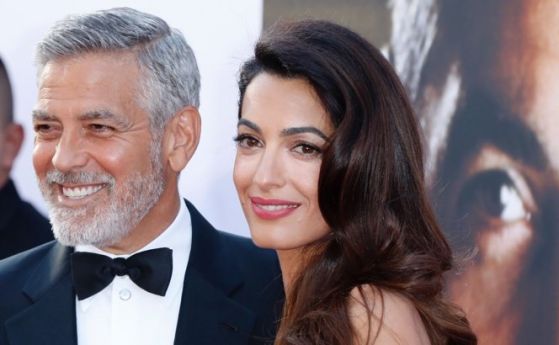 Съпругата на холивудския актьор Джордж Клуни го изостави вземайки със