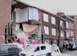 Триетажна сграда се срути след експлозия в Хага