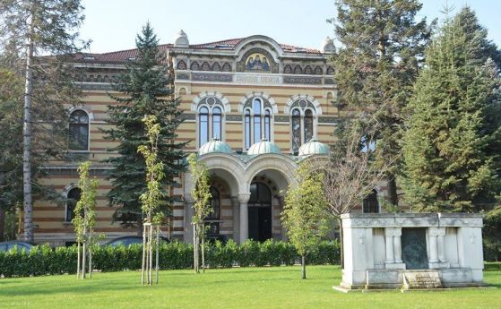 Светият синод на Българската православна църква не се е занимавал с въпроса