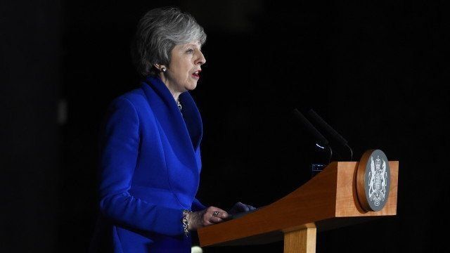 Британският министър-председател Тереза Мей е решена да не отлага датата
