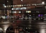 Полицаи застреляха мъж пред Централната банка в Амстердам